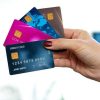 Có nên sử dụng dịch vụ đáo hạn thẻ tín dụng Hà Nội hay không? Ưu nhược điểm là gì?