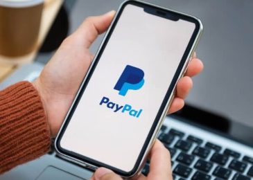 Paypal có liên kết với thẻ nội địa không?